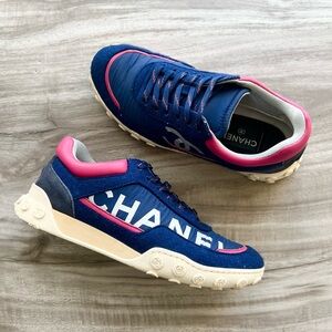 CHANEL 18k Interlocking CC Sneaker Size 6.5 Women’s (EU 37)